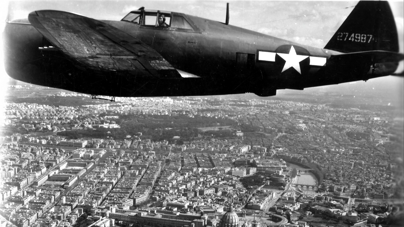 4. Republic P-47 Thunderbolt