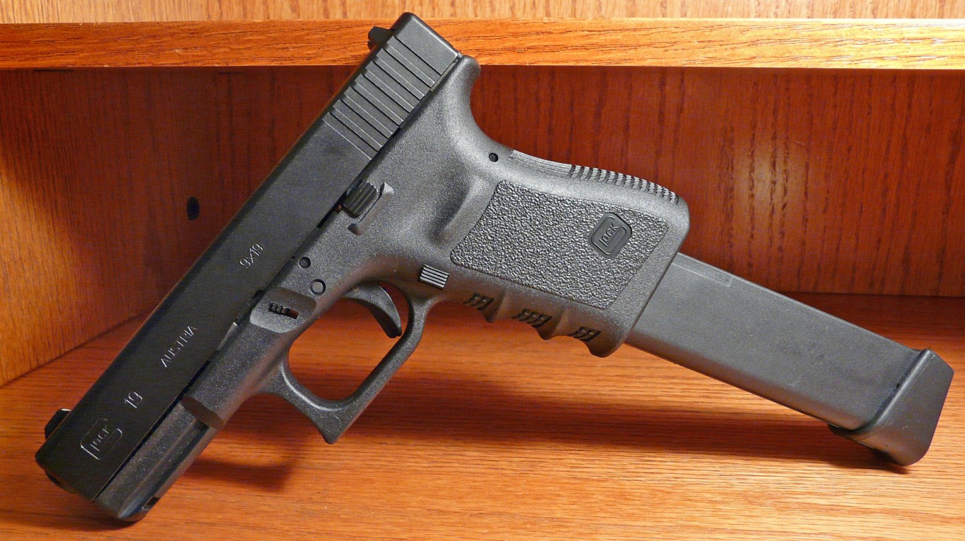 4. Glock G19